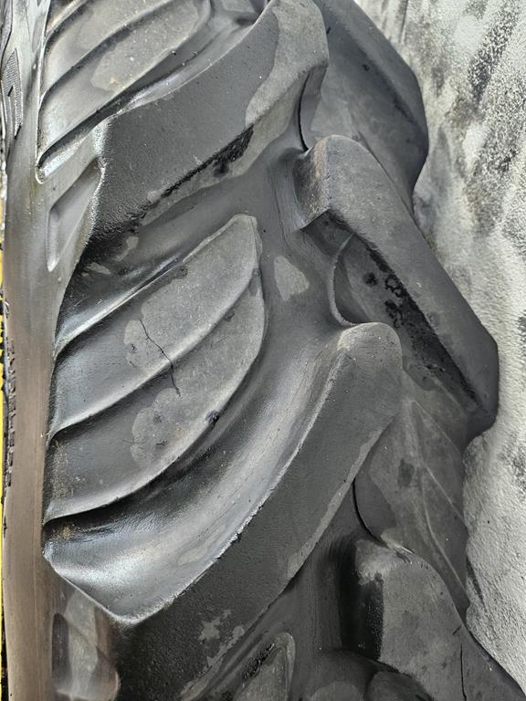 08 Koła rolnicze uprawowe 11.2R48