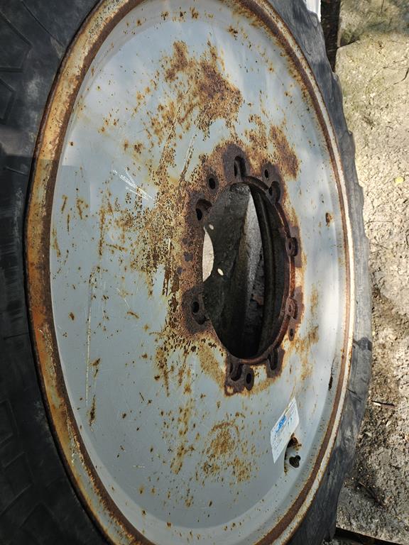 10 Koła uprawowe 12.4R38