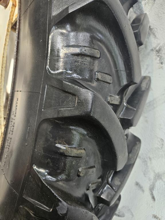 11 Koła uprawowe 9.5R44