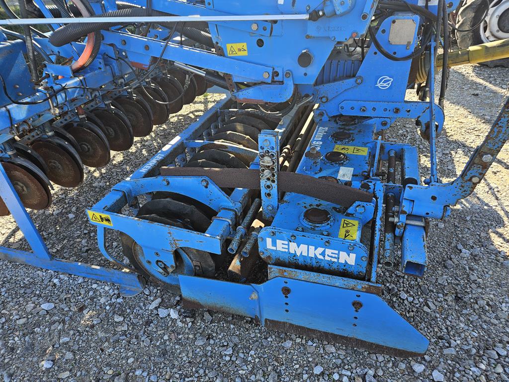 27 Agregat uprawowo-siewny Lemken
