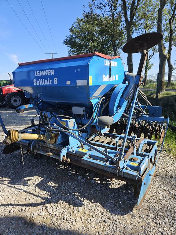 28 Agregat uprawowo-siewny Lemken