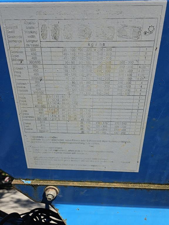 29 Agregat uprawowo-siewny Lemken