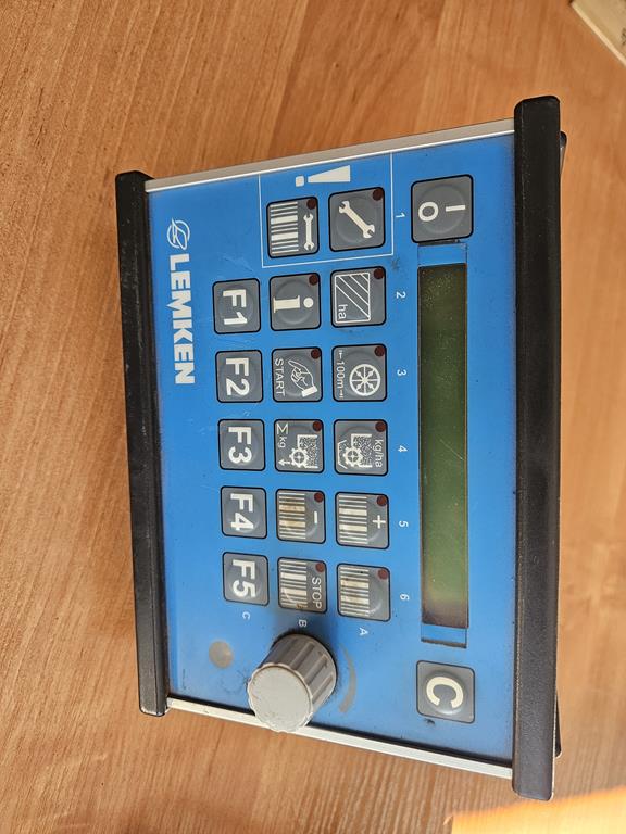 35 Agregat uprawowo-siewny Lemken