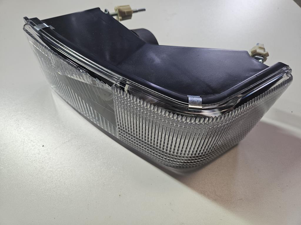 Reflektor przedni prawy 232450A2