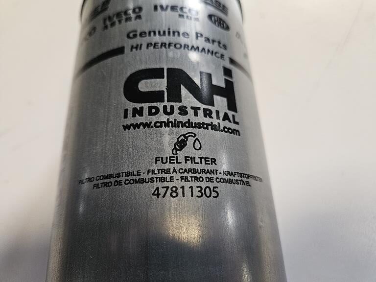 2 Filtr paliwa 47811305