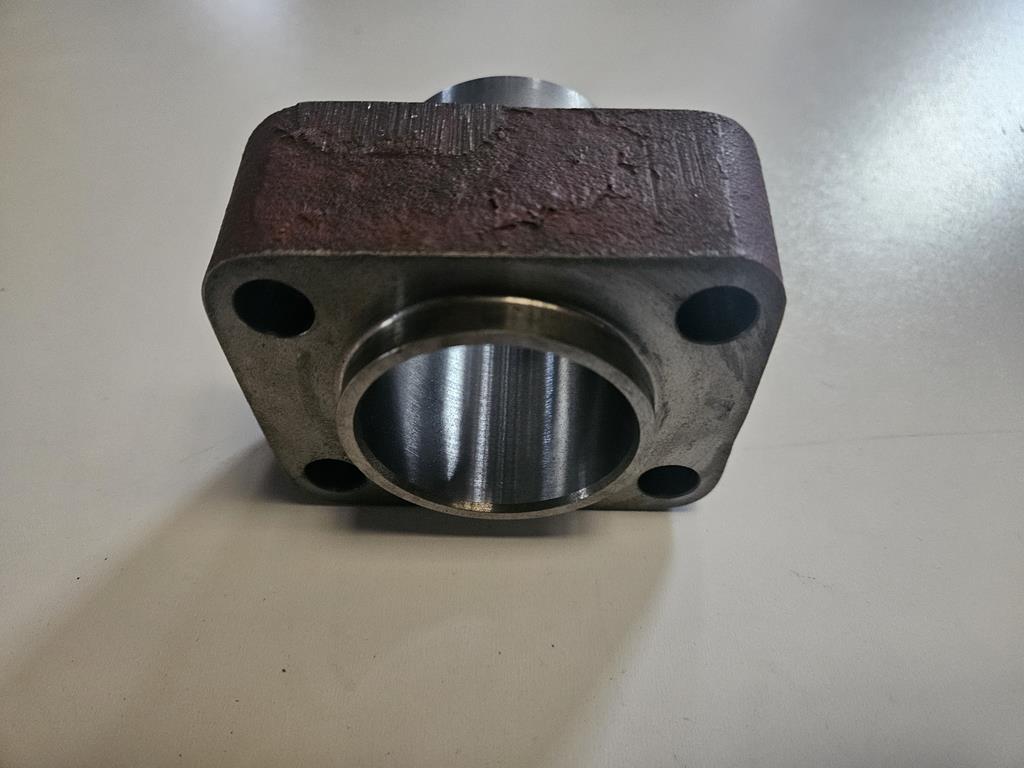 2 Oprawa łożyska 84818319