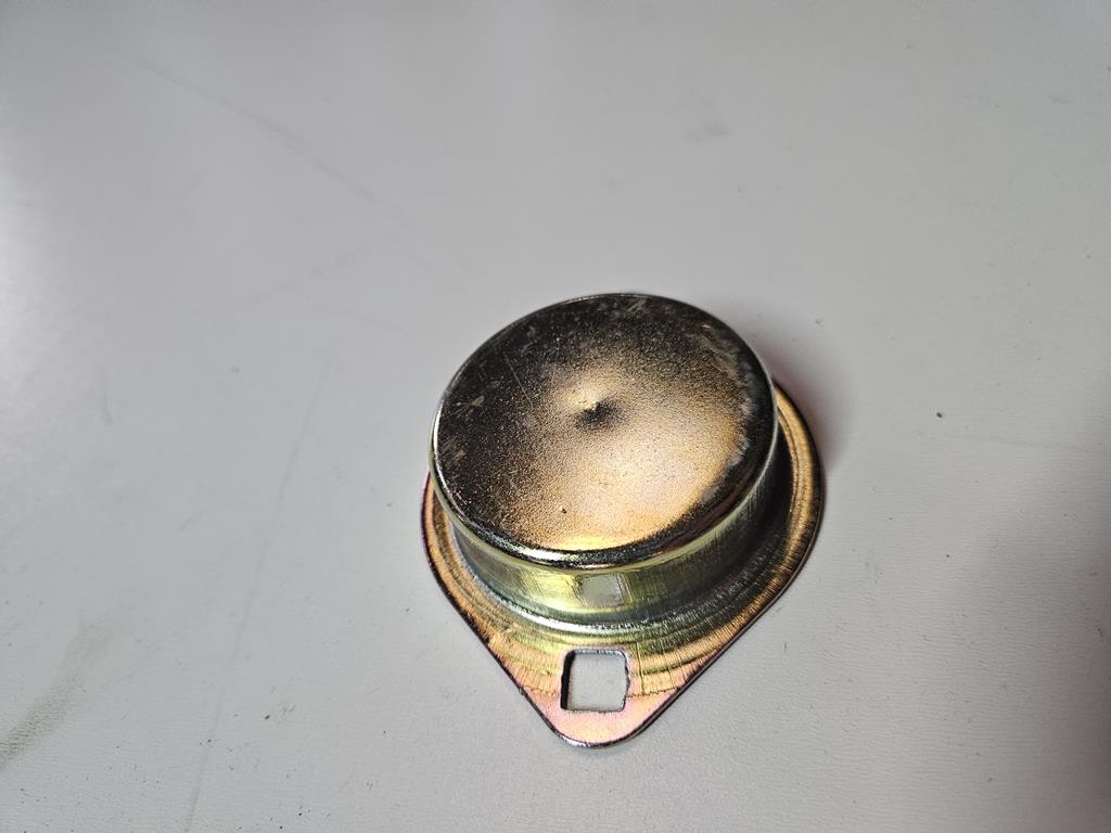 2 Pokrywa 750092 cnh