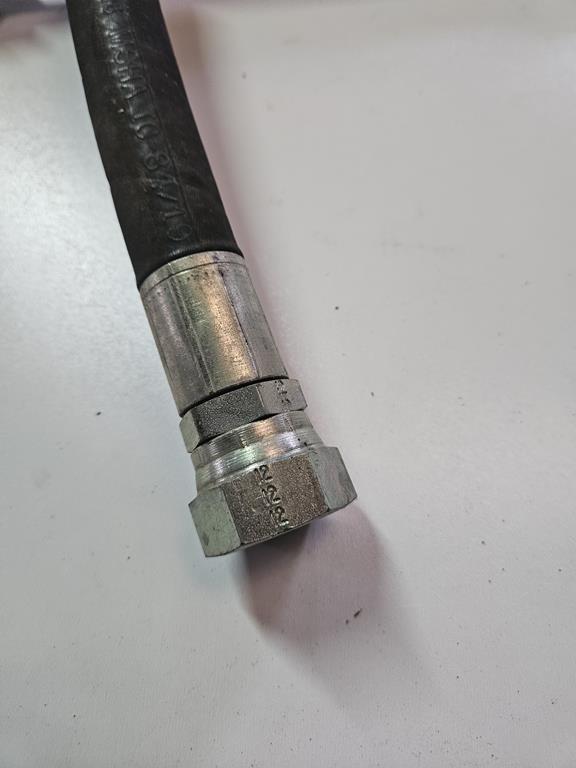 2 Wąż hydrauliczny 87377632