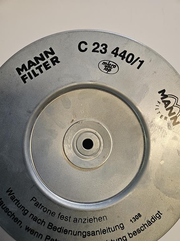 3 Filtr powietrza C23440-1