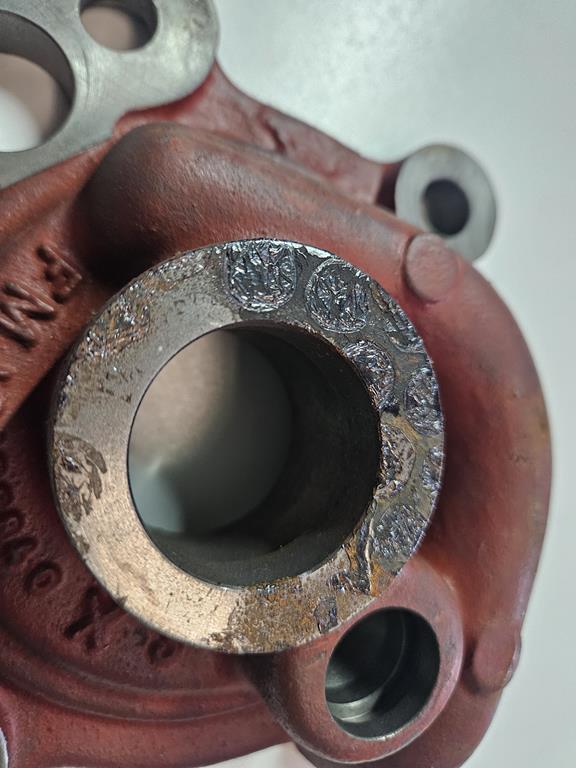 3 Obudowa pompy 1345684C1