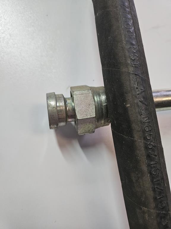 3 Wąż hydrauliczny 87377632