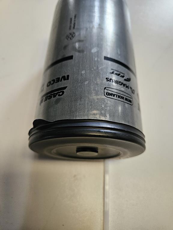 4 Filtr paliwa 47811305