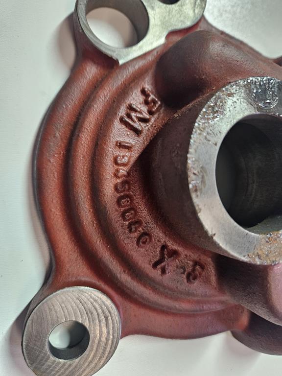 4 Obudowa pompy 1345684C1