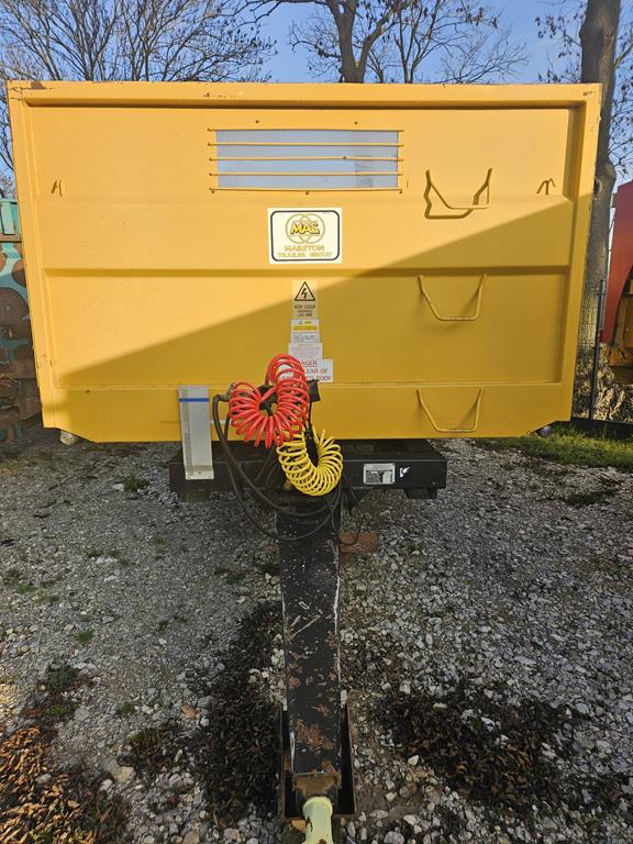 04 Przyczepa rolnicza skorupowa Marston