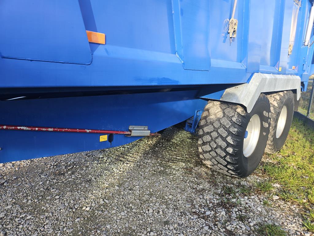 08 Przyczepa rolnicza tandem Marshall