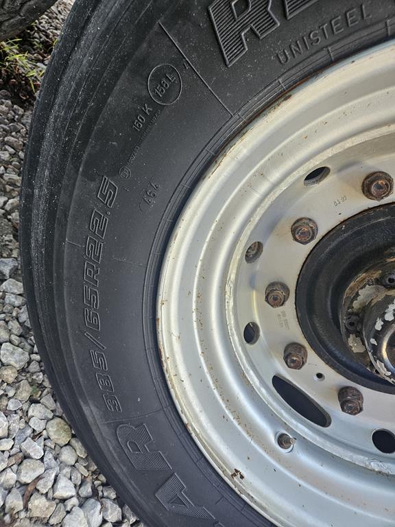 13 Przyczepa rolnicza skorupowa Marston