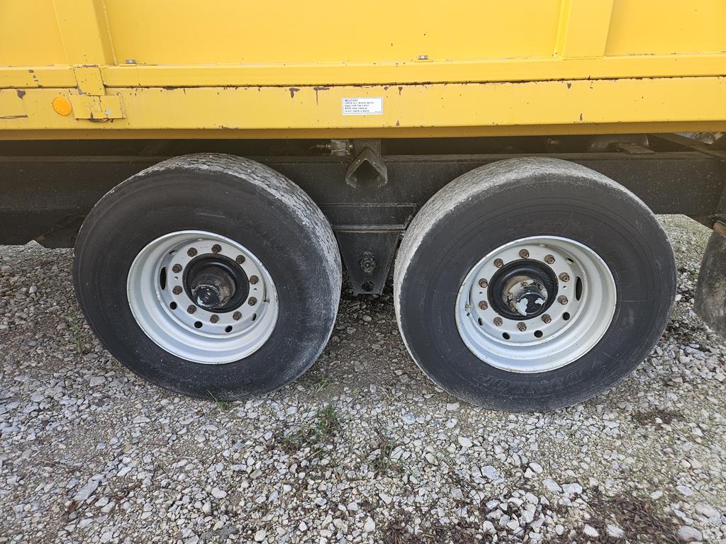 20 Przyczepa rolnicza skorupowa Marston