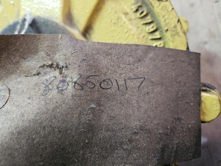 8 Przekładnia napędu kosy 80850117