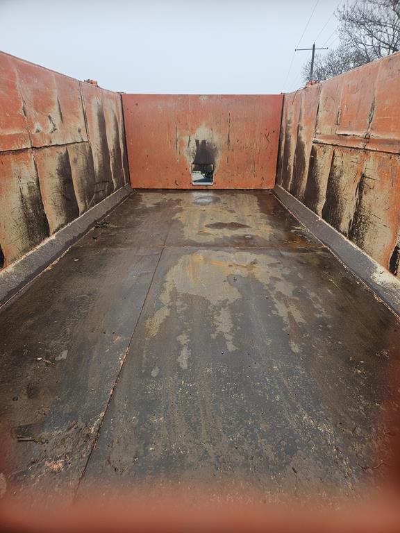 05 Przyczepa rolnicza Richard Larrington