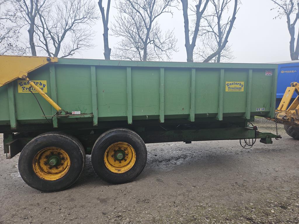 13 Przyczepa rolnicza tandem Easterby