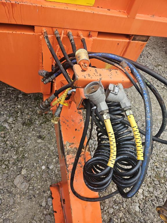 29 Przyczepa rolnicza Richard Larrington