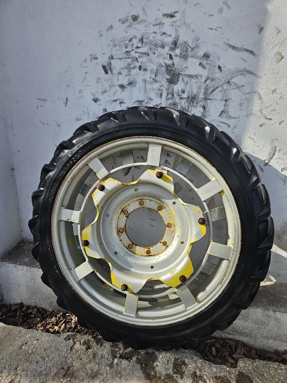 02 Koła wąskie 8.3R36