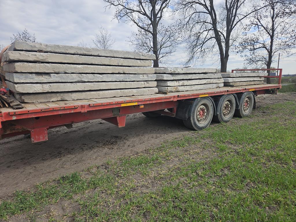 trailer platform