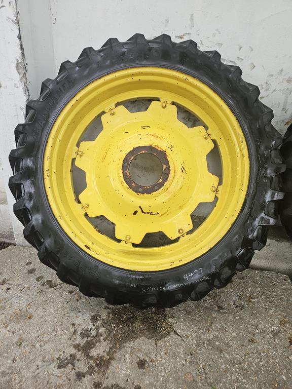02 Koła rolnicze uprawowe 13.6R48
