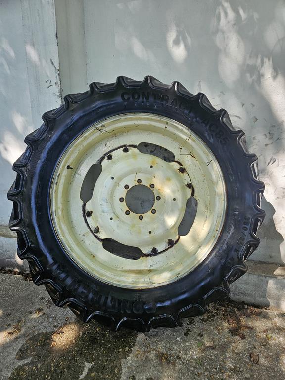 02 Koła uprawowe 14.9R46