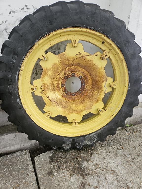 03 Koła rolnicze uprawowe 13.6R48