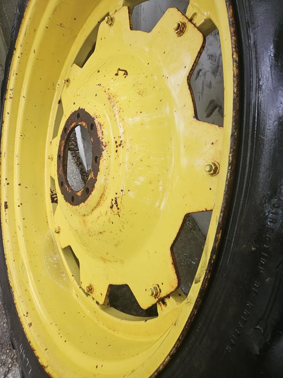 04 Koła rolnicze uprawowe 13.6R48