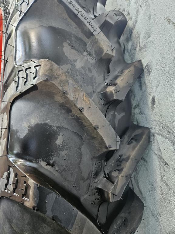 07 Koła rolnicze wąskie 13.6R48