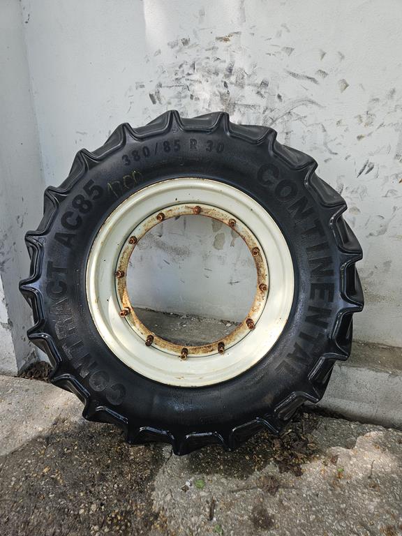 12 Koła 14.9R30