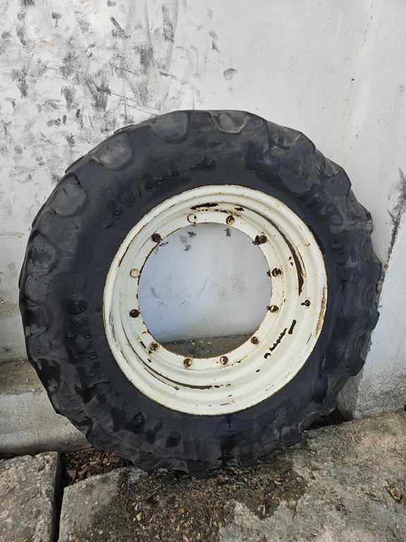 13 Koła 14.9R30