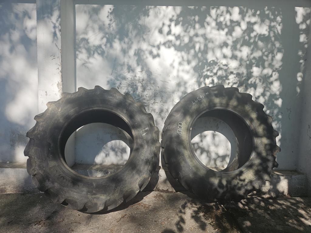 Opony 540/65R30