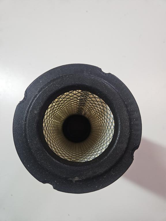 3 Filtr powietrza MD7568
